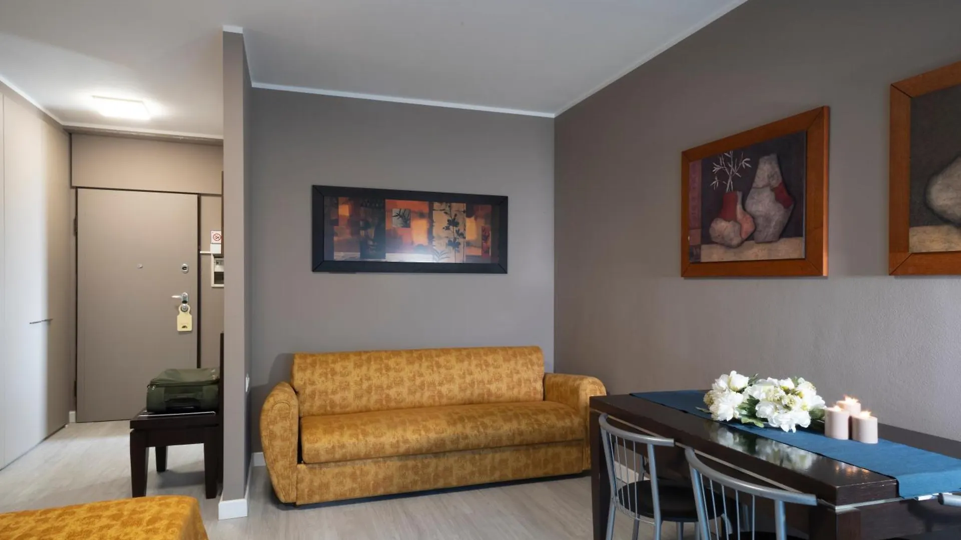 Quadra Key Easy Home In Floransa Apart Otel